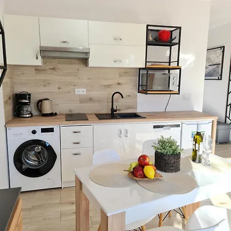 Pod Skrzydlami Apartman *
