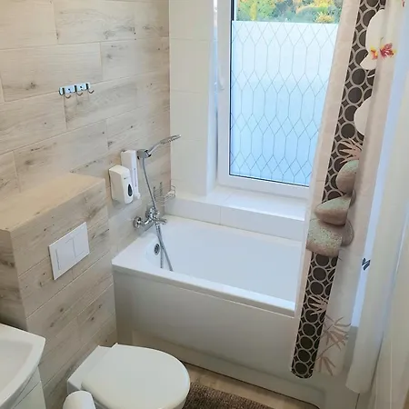 Pod Skrzydlami Apartman *