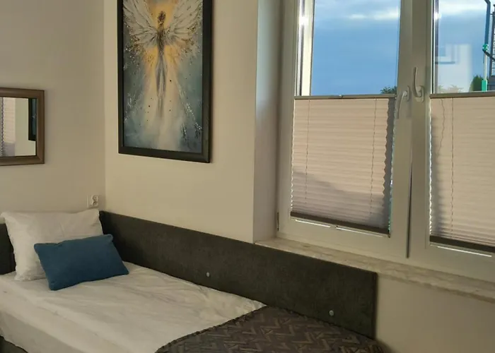 Pod Skrzydlami アパート ミエルノ