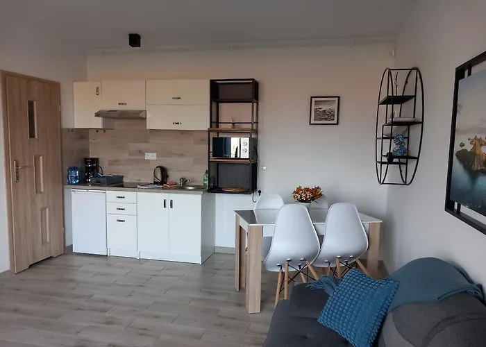 Pod Skrzydlami * ミエルノ